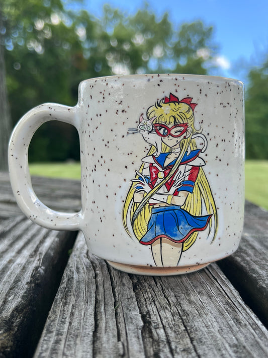 V Mug